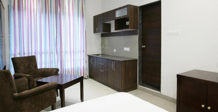 Oyo 710 Hotel Kshitij Pune Eksteriør bilde